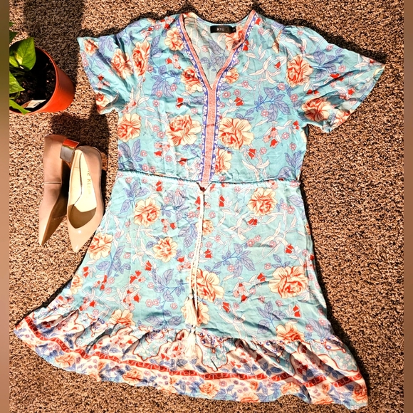 Women's V Neck Floral Print Summer Short Dress , short sleeve , size S - Picture 2 of 6